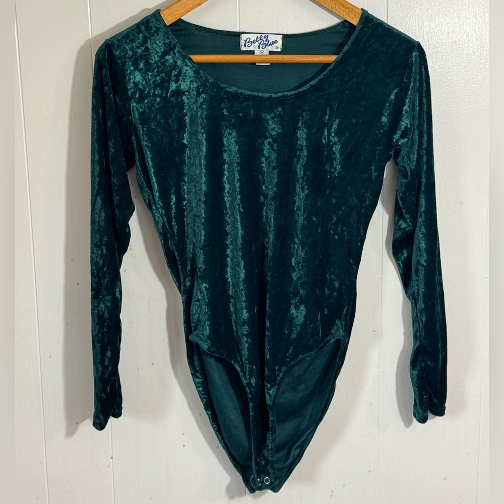 Betty Blue Vintage Green Velvet Long Sleeve Bodysuit